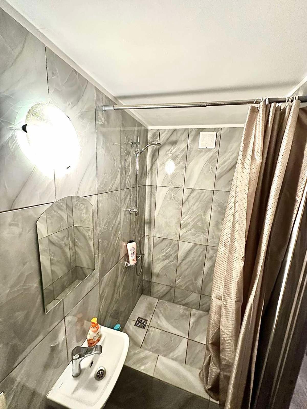 Ferienwohnung Личаківська 4 Lemberg Exterior foto